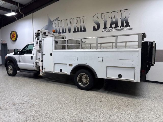 2011 Ford F-550 XL photo 2