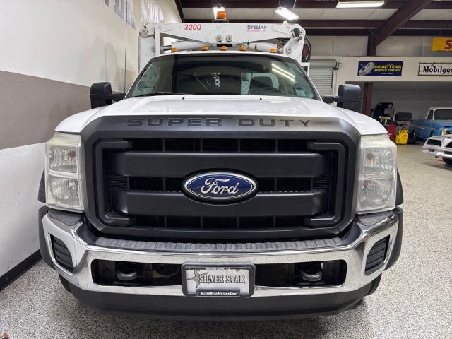 2011 Ford F-550's photo
