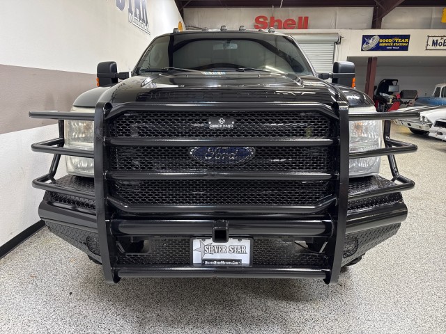 2016 Ford F-350 Platinum photo 2