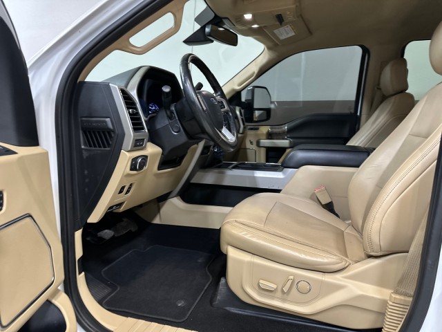 2019 Ford F-250 Super Duty Lariat photo 12