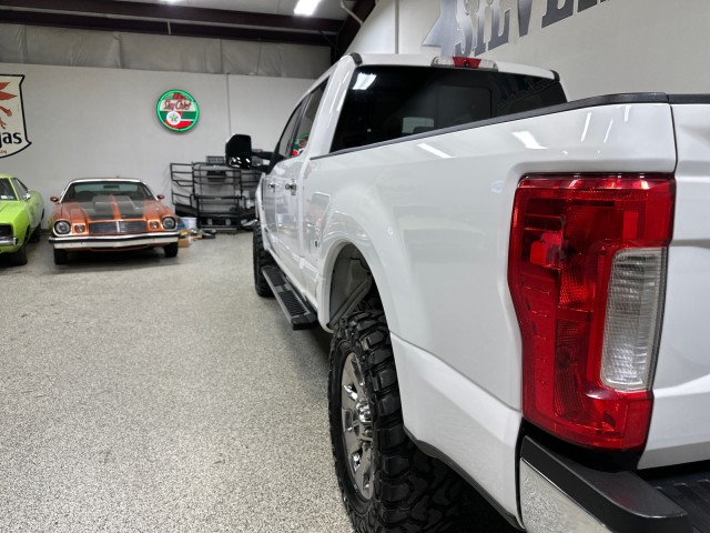 2019 Ford F-250 Super Duty Lariat photo 8