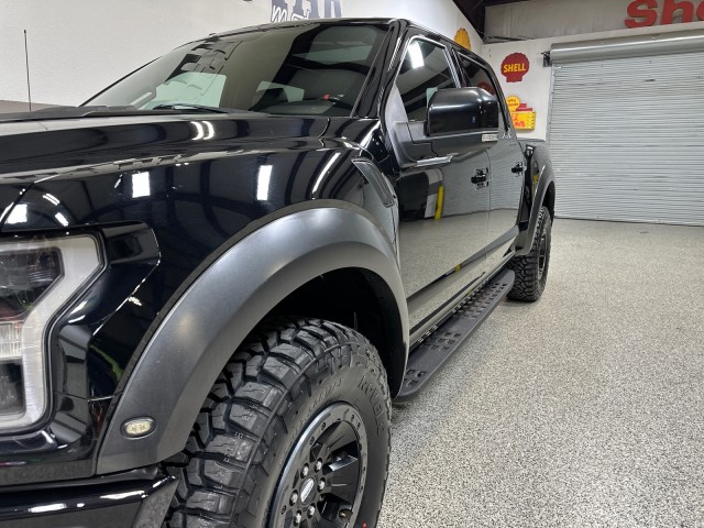 2018 Ford F-150 Raptor photo 9