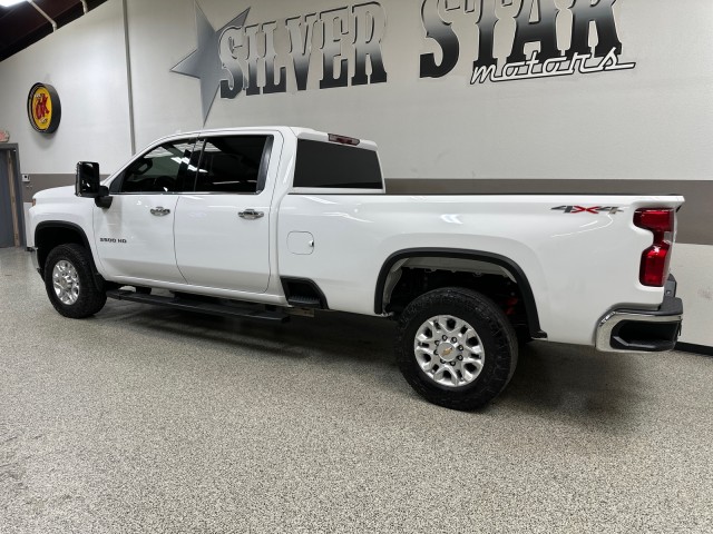 2021 Chevrolet Silverado 3500HD LTZ photo 5