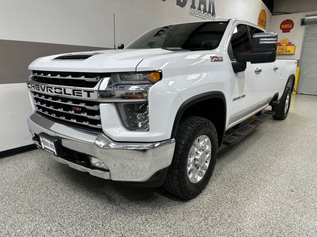 2021 Chevrolet Silverado 3500HD LTZ photo 2