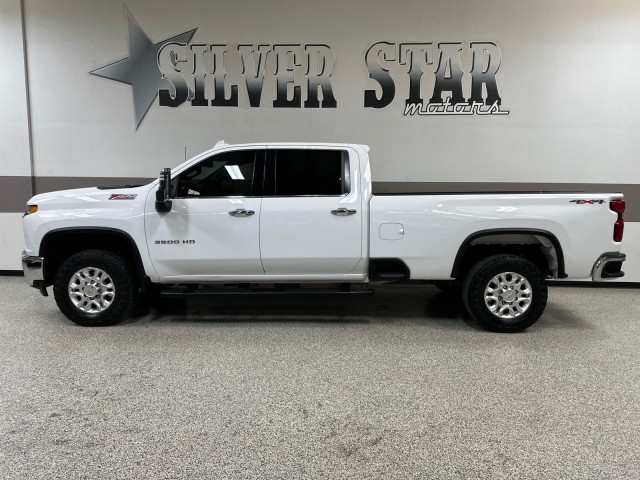 2021 Chevrolet Silverado 3500HD LTZ photo 4