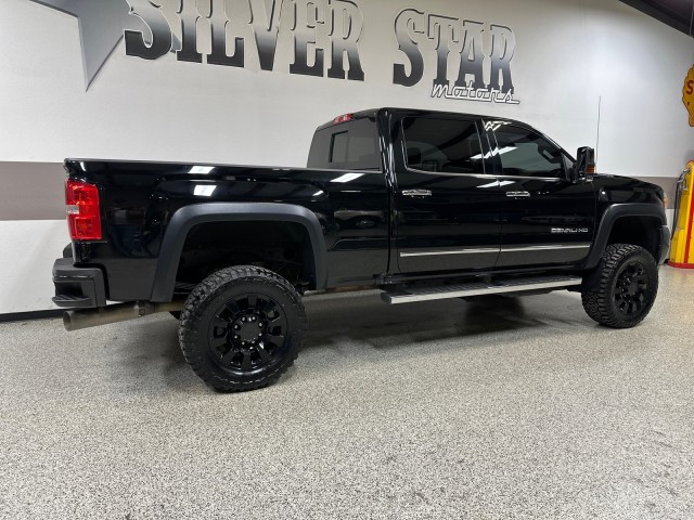 2019 GMC Sierra 2500 Denali HD Denali photo 49