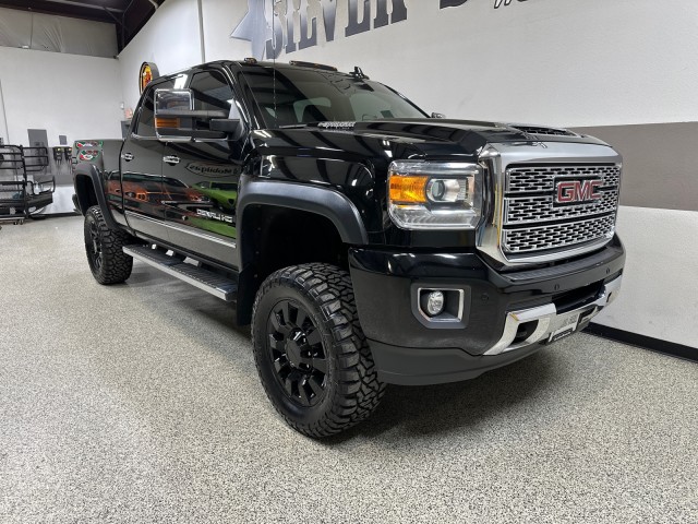 2019 GMC Sierra 2500 Denali HD Denali photo 46