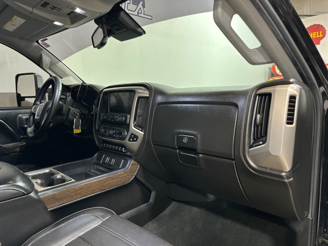 2019 GMC Sierra 2500 Denali HD Denali photo 60