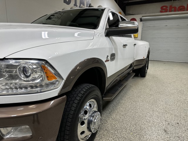 2018 RAM Ram 3500 Pickup Laramie Longhorn photo 9