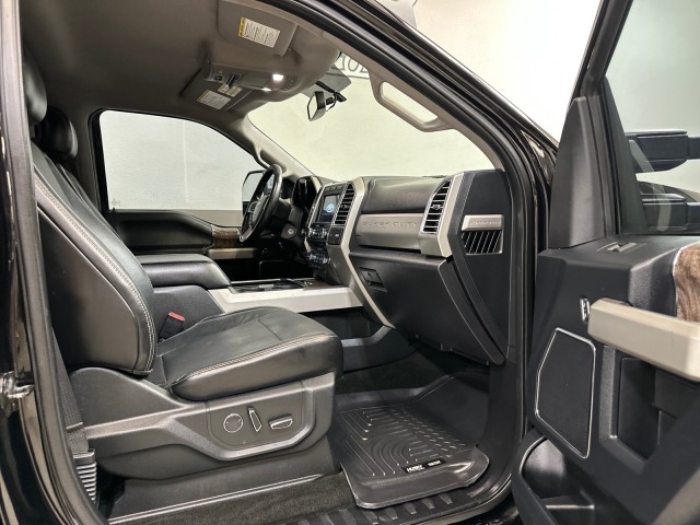 2017 Ford F-250 Super Duty Lariat photo 53