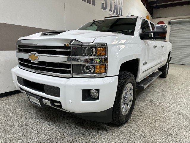 2019 Chevrolet Silverado 3500HD High Country photo 2