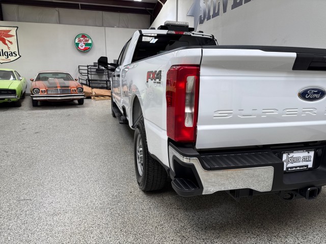 2023 Ford F-250 XL FX4 photo 4