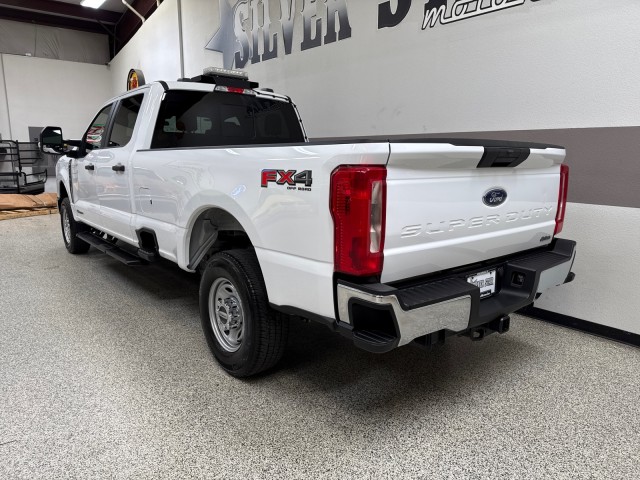 2023 Ford F-250 XL FX4 photo 2