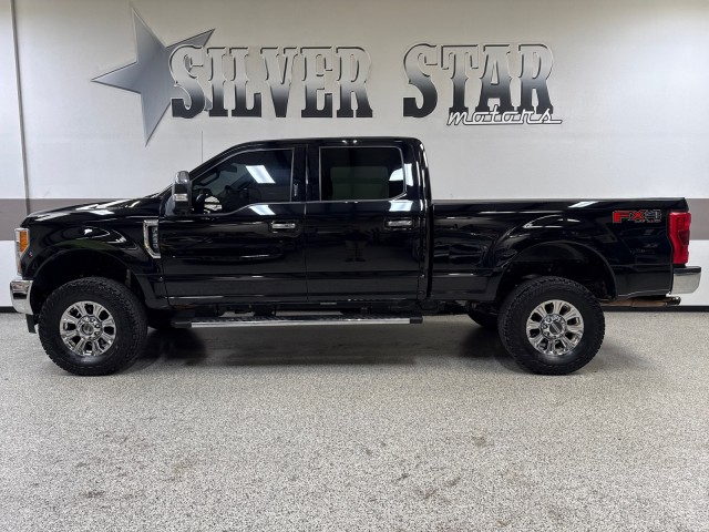 2019 Ford F-250 Super Duty LARIAT Ultimate FX4 4WD 6.2L-V8