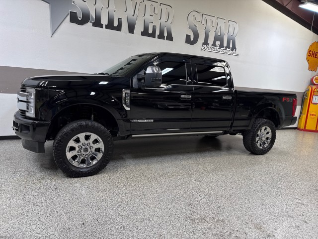2017 Ford F-250 King Ranch FX4 photo 4