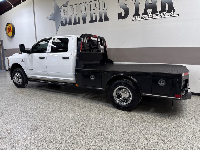 2021 Ram 3500 Tradesman photo 3