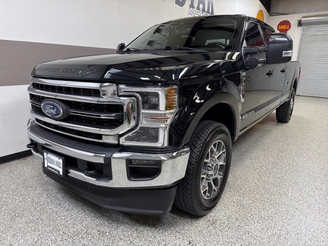 2021 Ford F-350 Lariat photo 3