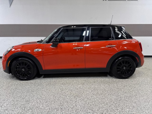 2019 Mini Cooper 4 Door Hardtop S photo 4