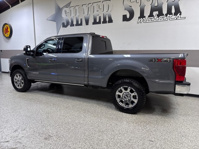 2021 Ford F-250 Lariat FX4 photo 3