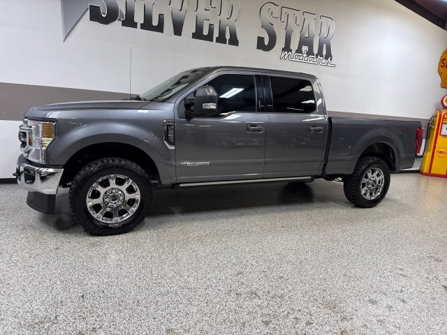 2021 Ford F-250 Lariat FX4 photo 2