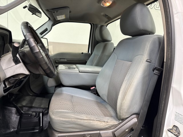 2016 Ford F-350 XL photo 4