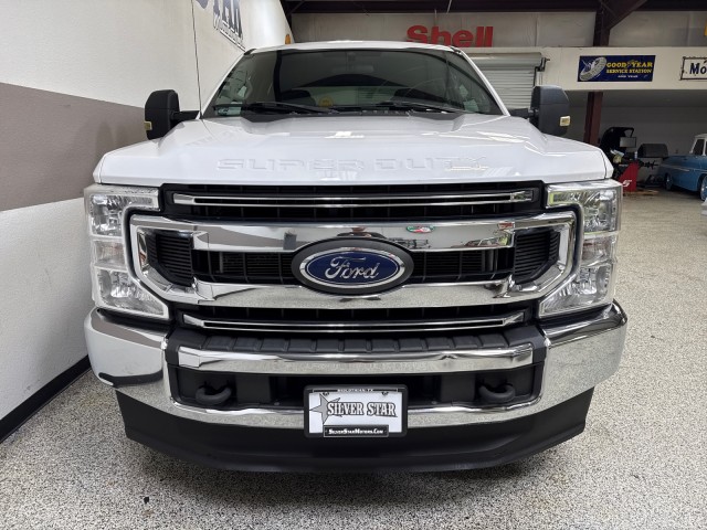 2021 Ford F-250 Super Duty XLT's photo