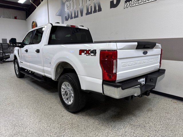 2021 Ford F-250 XLT photo 4
