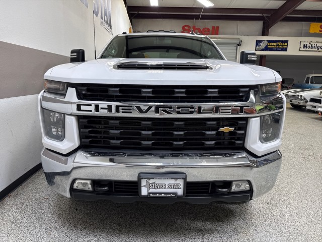 2021 Chevrolet Silverado 3500HD LT photo 2