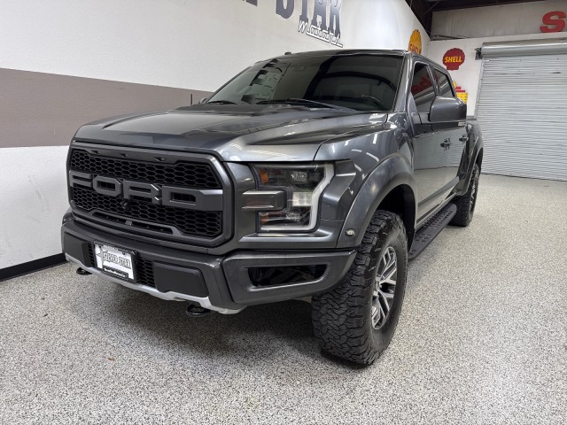2018 Ford F-150 Raptor photo 3
