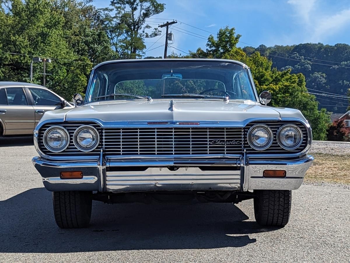 1964 Chervrolet Impala 24