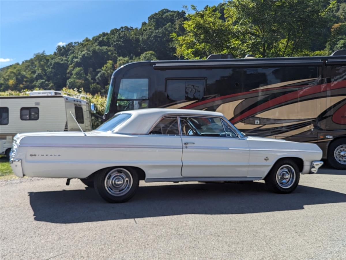 1964 Chervrolet Impala 10