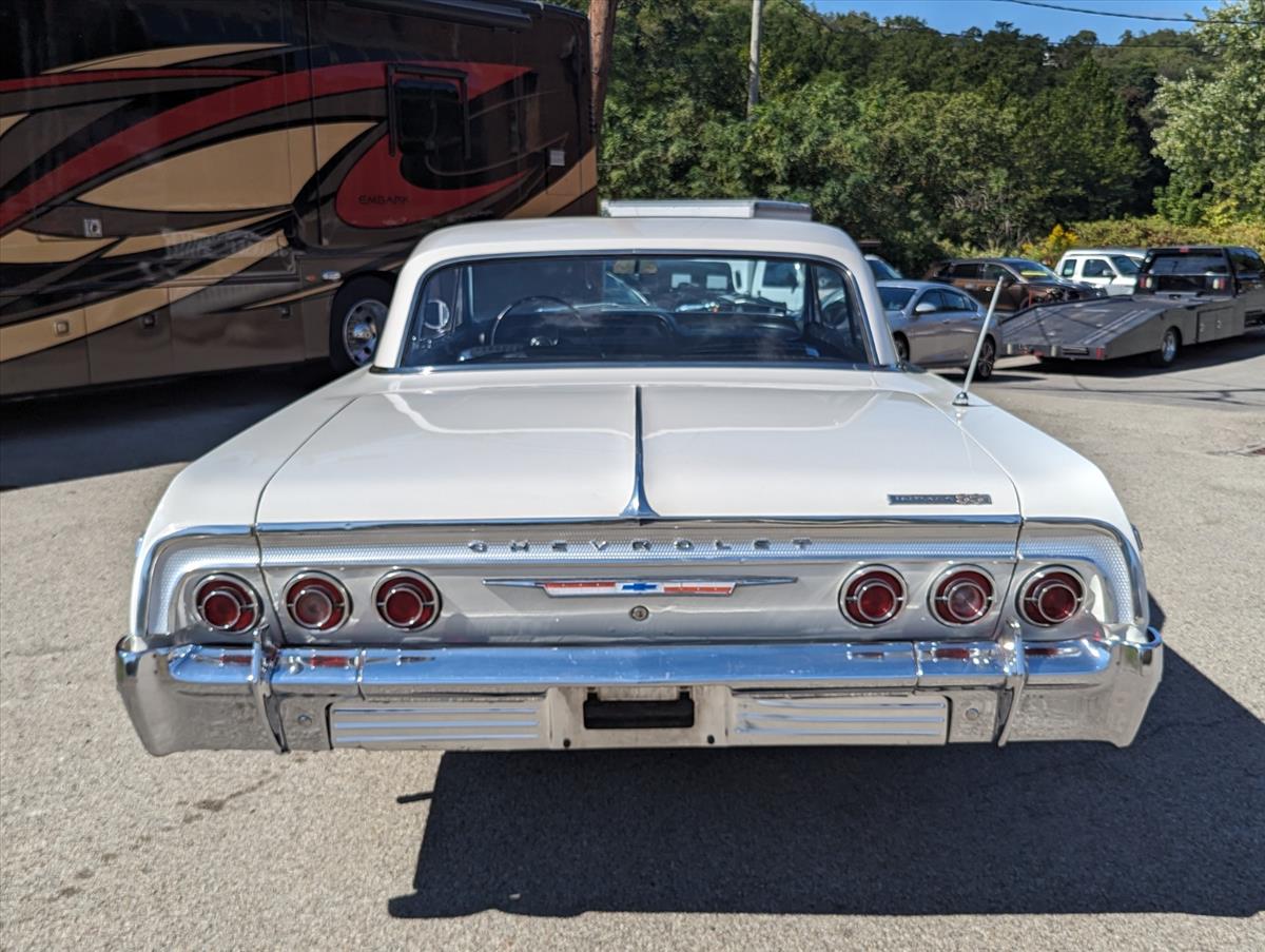 1964 Chervrolet Impala 14