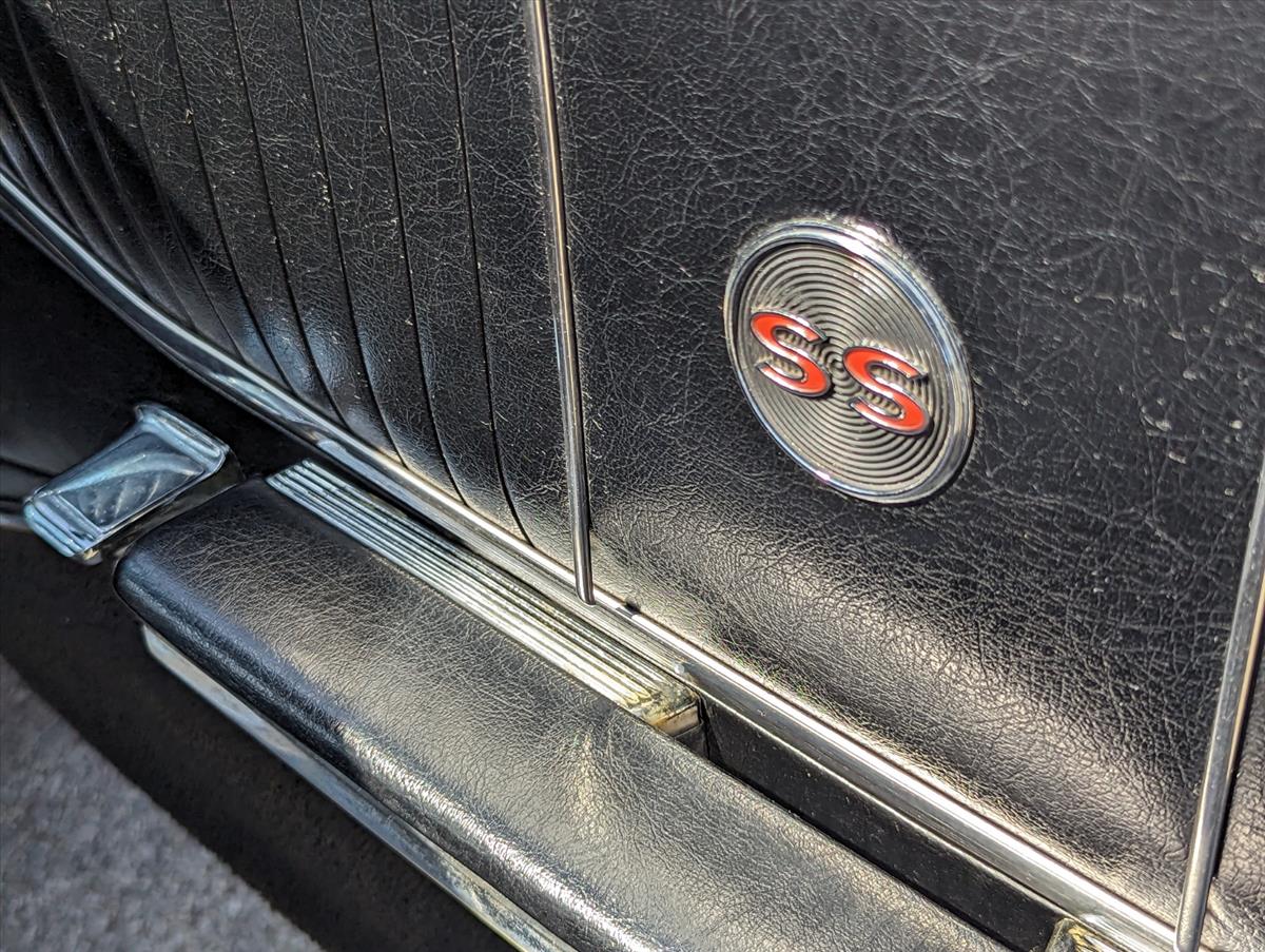 1964 Chervrolet Impala 105