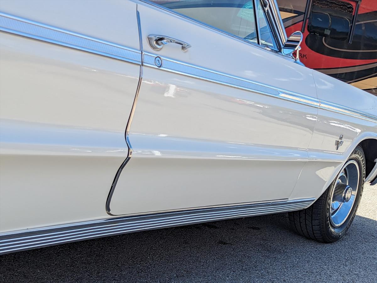 1964 Chervrolet Impala 36