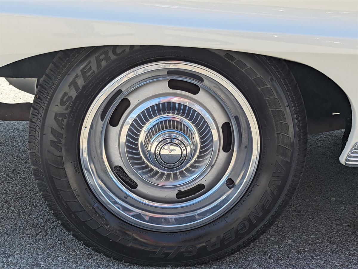 1964 Chervrolet Impala 37