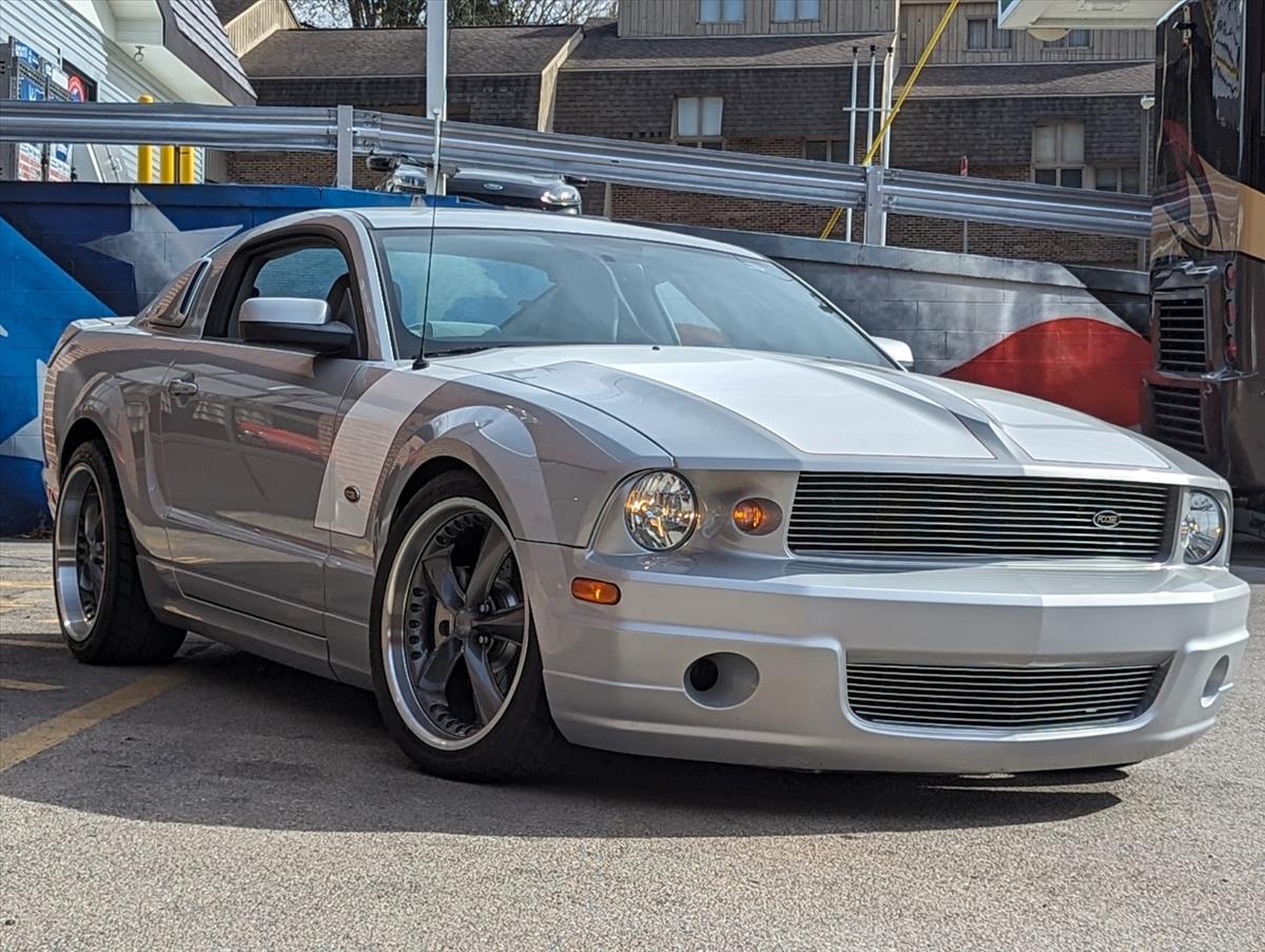 2007 Ford Mustang 40