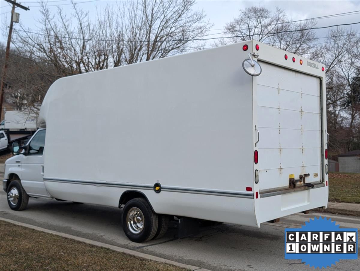 2014 Ford E-Series 8