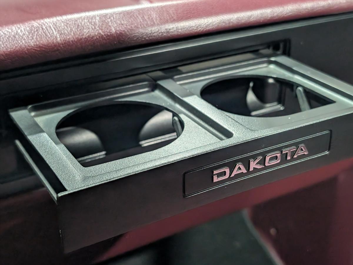 1990 Dodge Dakota 36