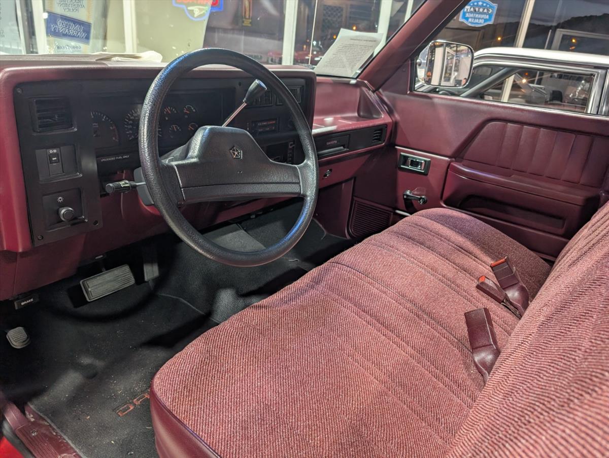 1990 Dodge Dakota 27