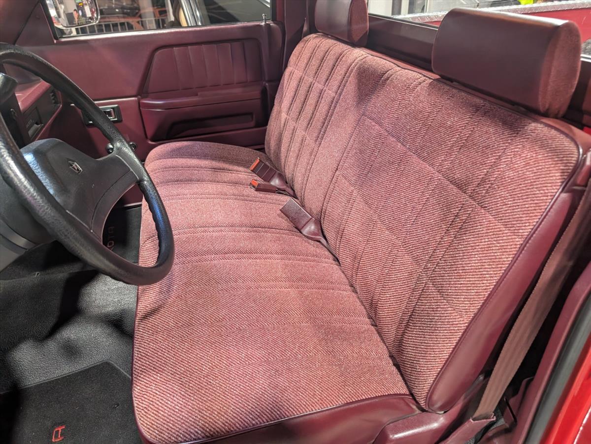 1990 Dodge Dakota 26