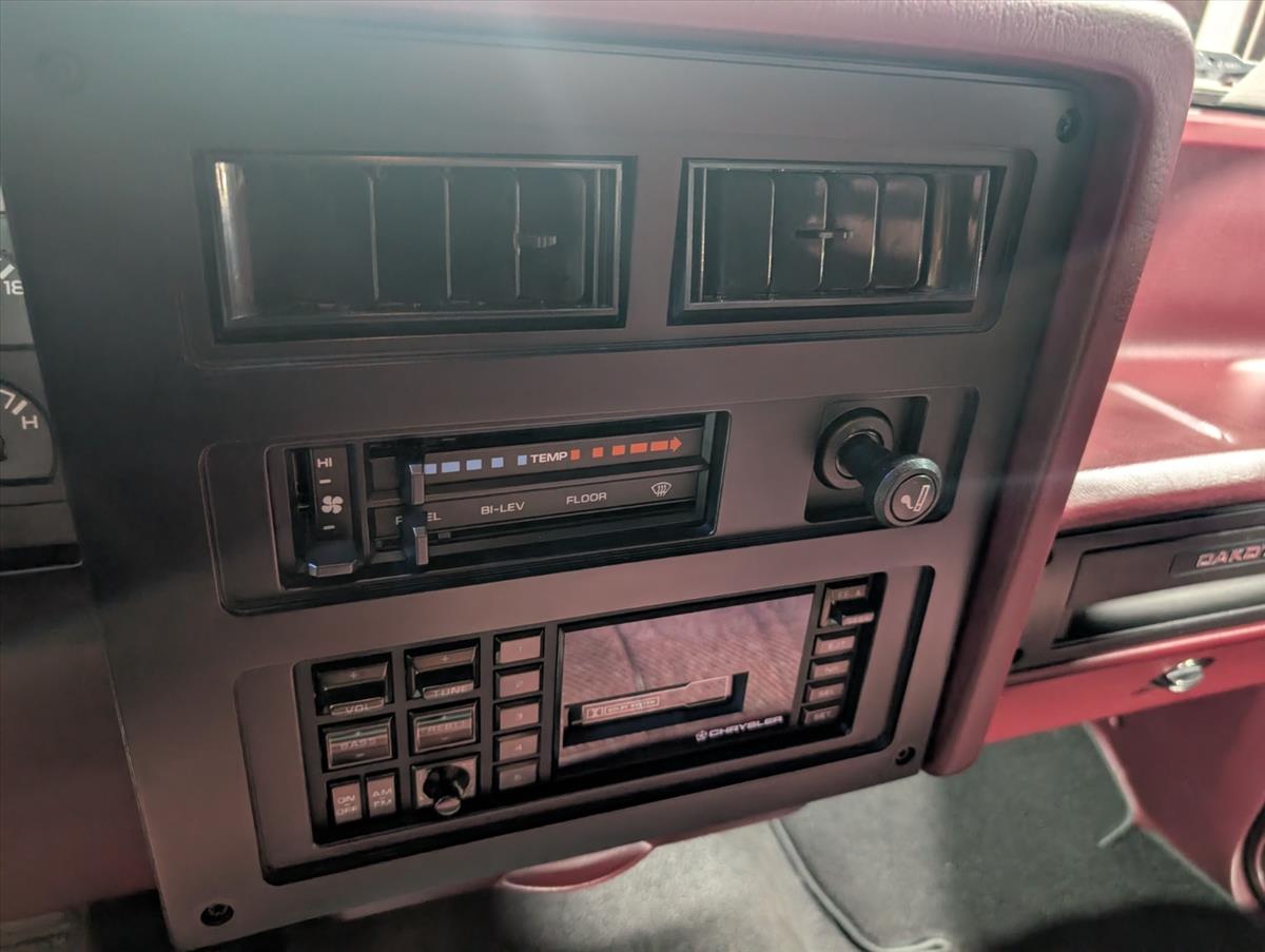 1990 Dodge Dakota 37