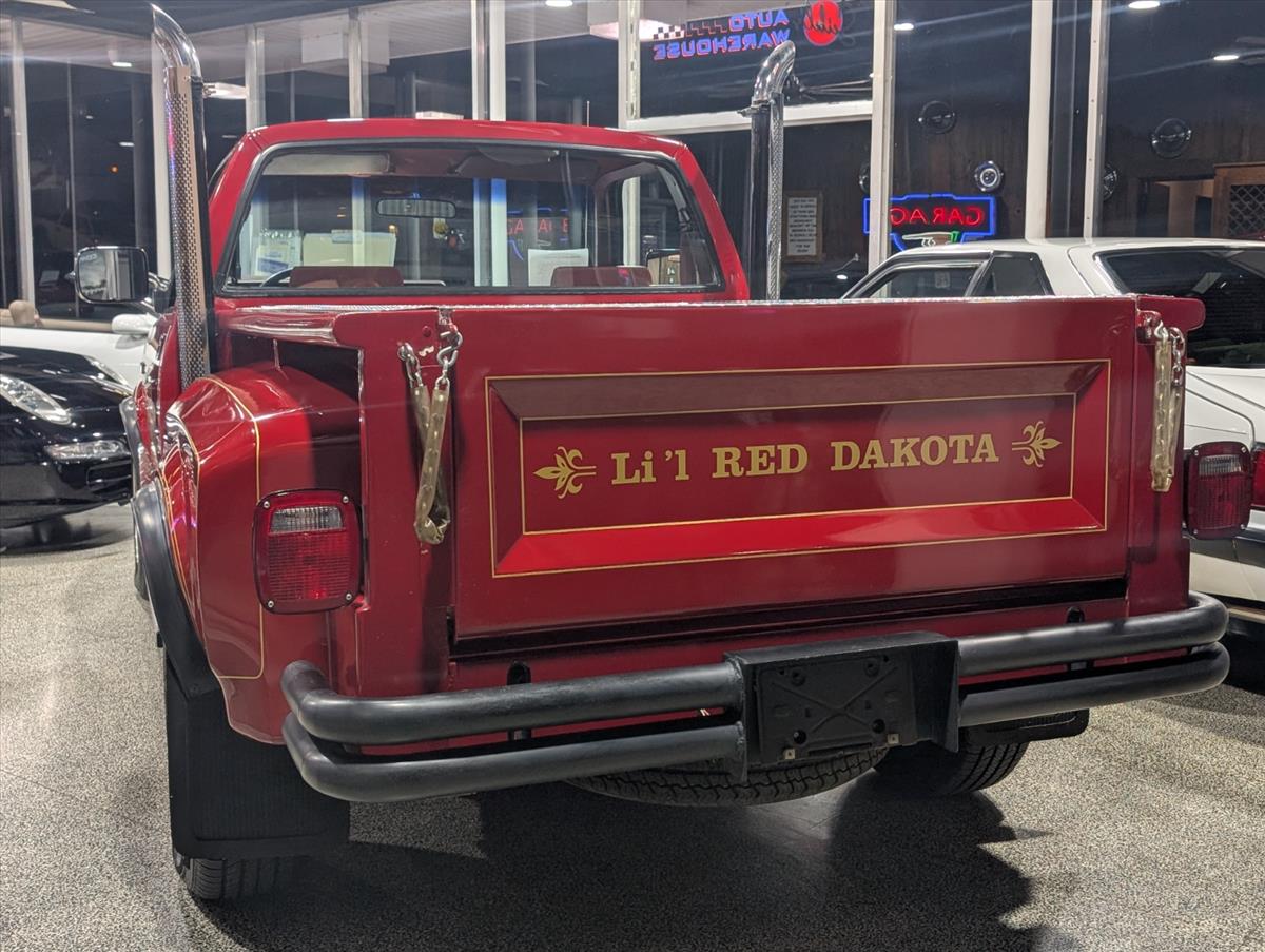 1990 Dodge Dakota 8