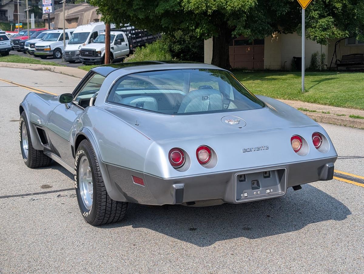 1978 Chevrolet Corvette 13