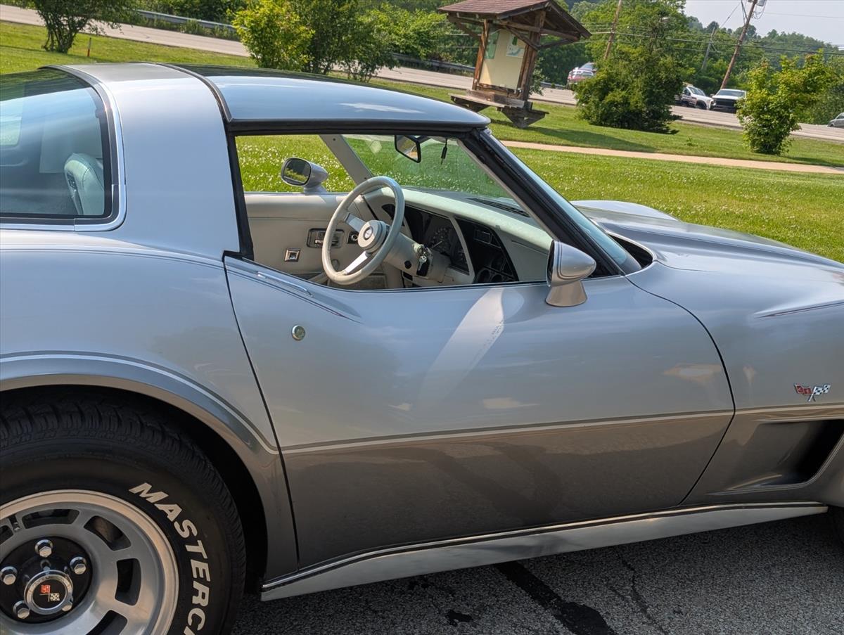 1978 Chevrolet Corvette 38