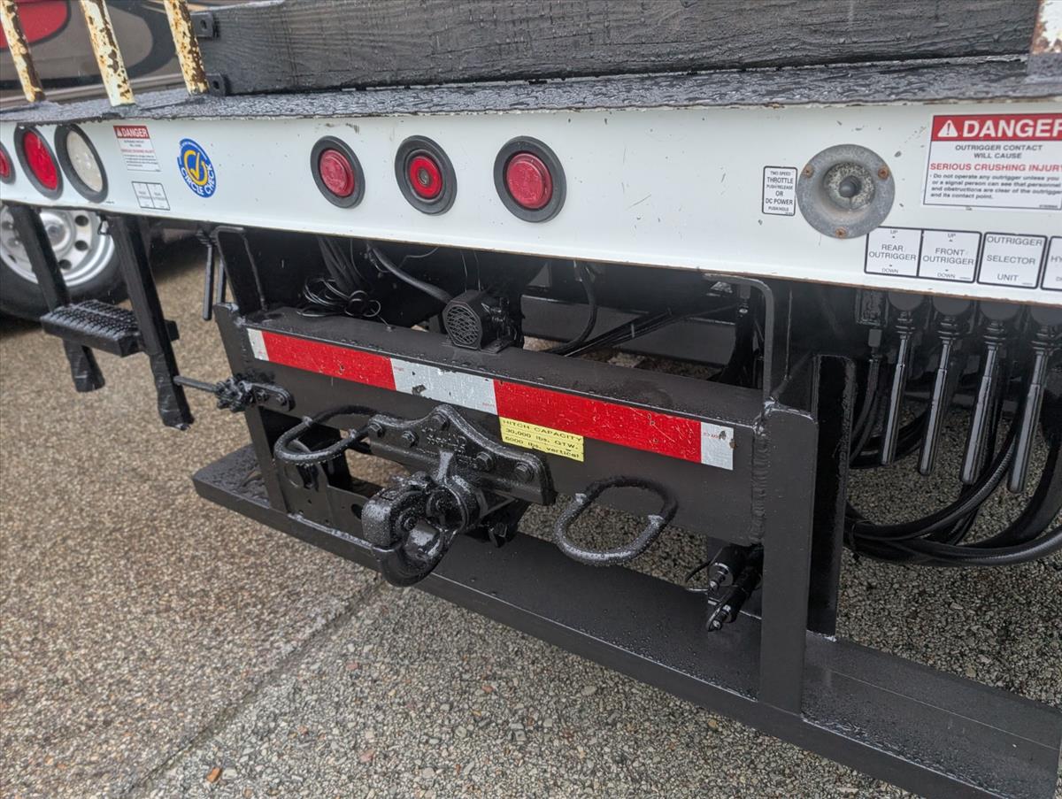 2011 INTERNATIONAL 4000 43