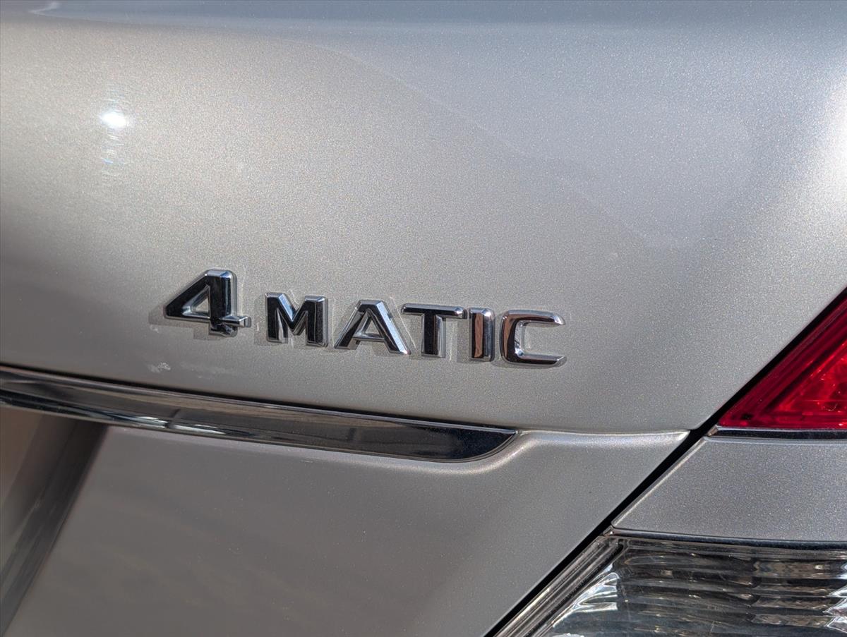 2009 Mercedes-Benz S-Class 23