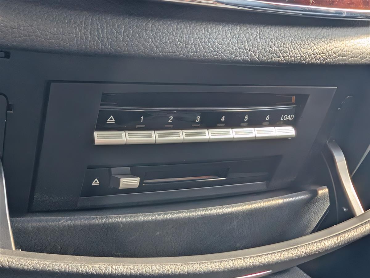 2009 Mercedes-Benz S-Class 61