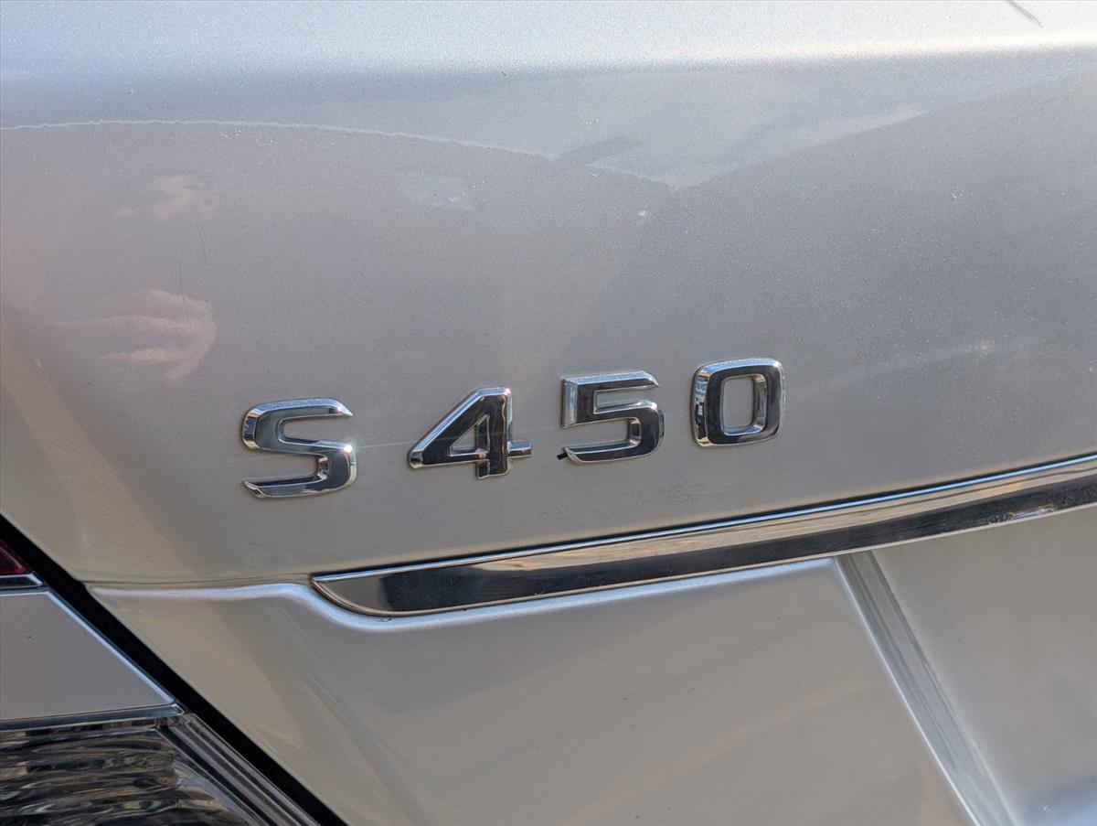 2009 Mercedes-Benz S-Class 24