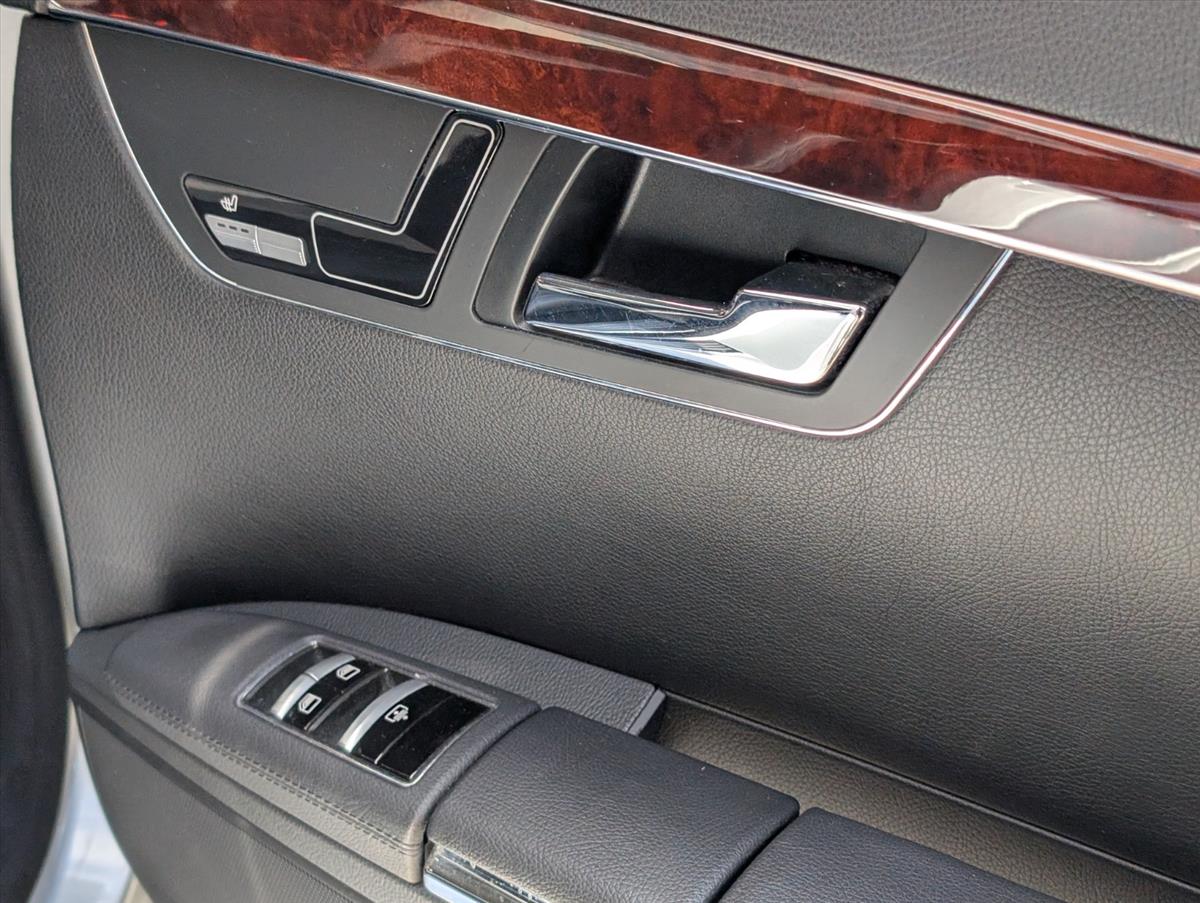 2009 Mercedes-Benz S-Class 67