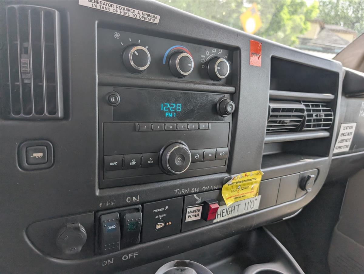 2008 Chevrolet Express Commercial Cutaway 68